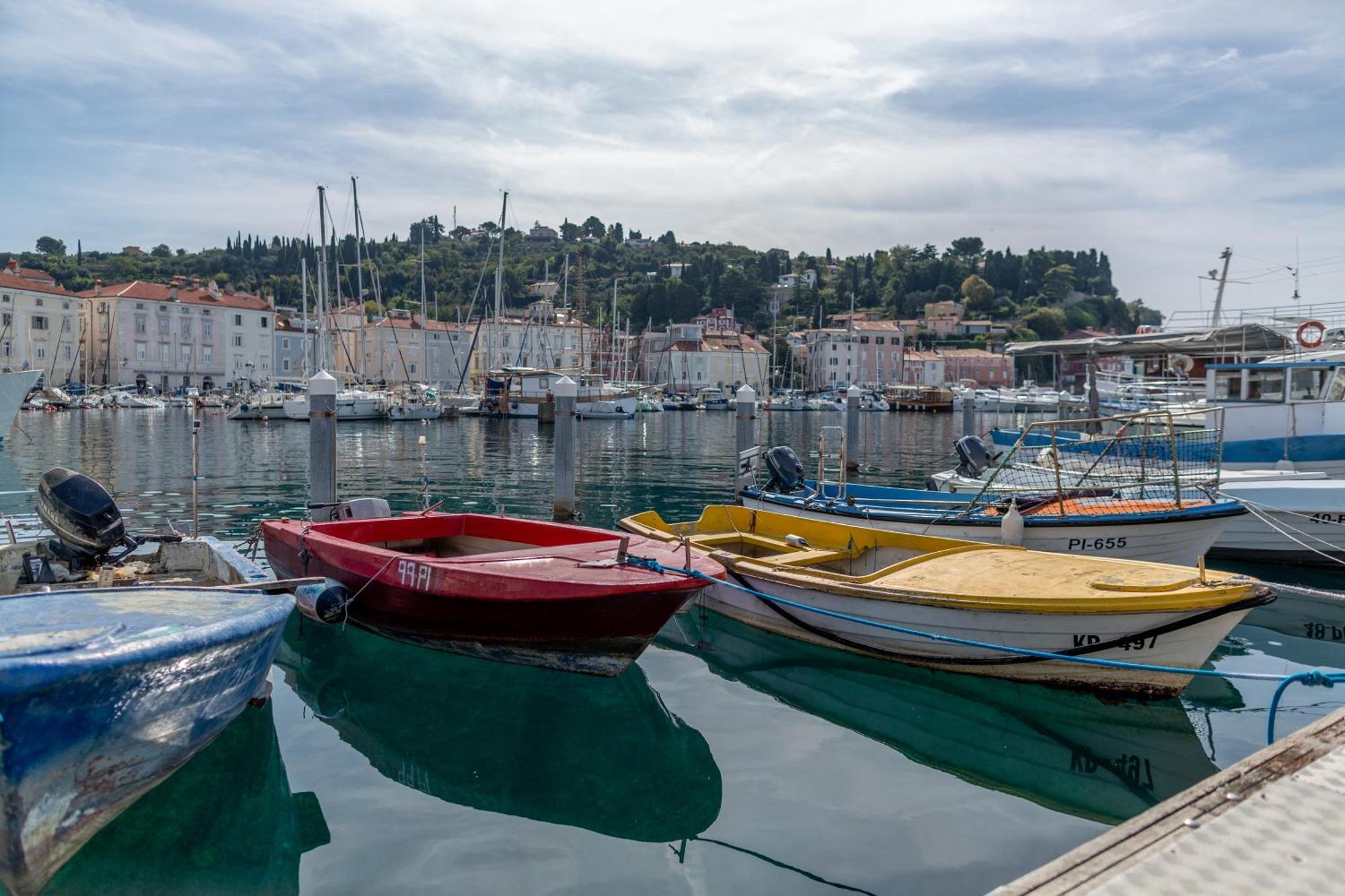 Apartamento Floating Sea House Shark 3 Portoroz Exterior foto
