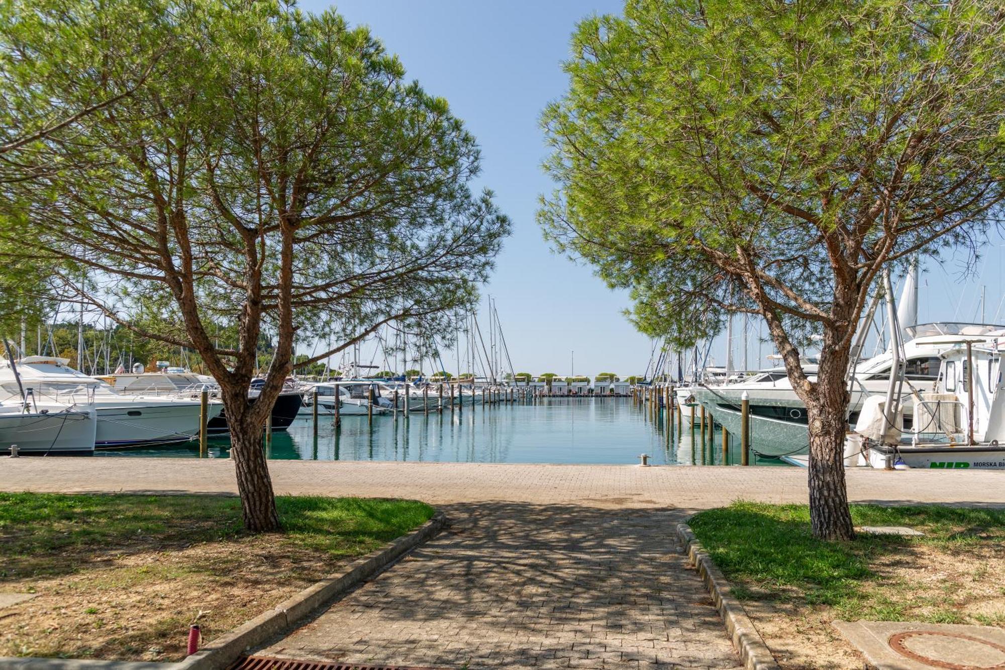 Apartamento Floating Sea House Shark 3 Portoroz Exterior foto